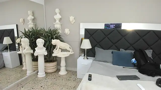 emilio brandon online show from December 1, 9:47 am