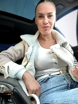  JessyRey  online show from December 4, 12:03 pm