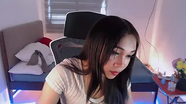 Snapshot of SultryCyraFoxmore chatting on September 9, 3:50 am SultryCyraFoxmore online show from September 9, 3:50 am