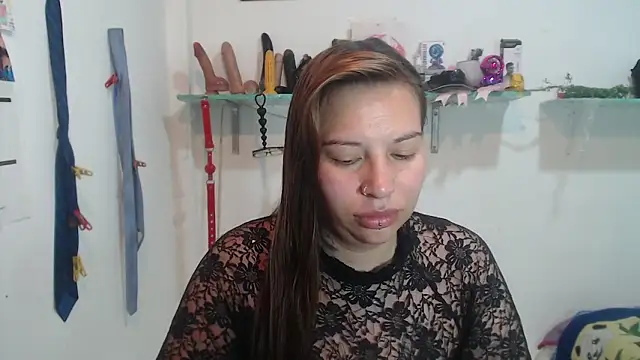 cloequeen15 online show from September 18, 10:17 am