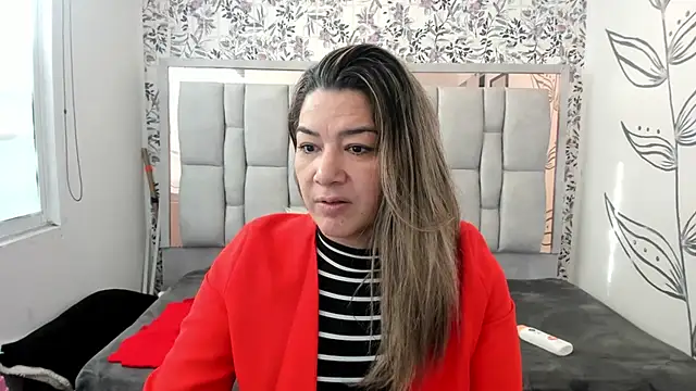 Snapshot of Chanel__Rose__ chatting on September 17, 12:18 pm Chanel Rose online show from September 17, 12:18 pm