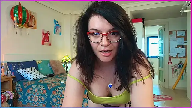 Snapshot of SugarSpice22 chatting on May 28, 5:21 pm SugarSpice22 online show from May 28, 5:21 pm