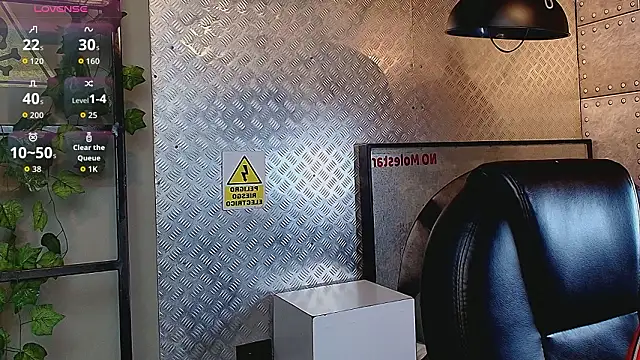 MarcusRain  online show from February 3, 3:37 am