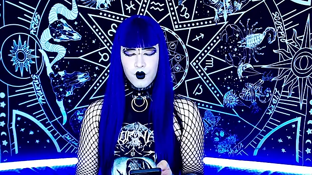 naomi satan online show from December 18, 11:55 pm