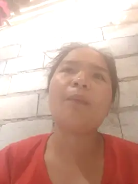 Snapshot of Sexy-Mama25 chatting on June 21, 1:19 am Sexy-Mama25 online show from June 21, 1:19 am