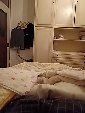 Empi19cm online show from April 16, 1:06 am