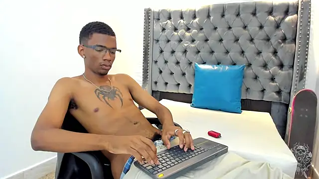 nero reyd online show from December 16, 7:41 pm