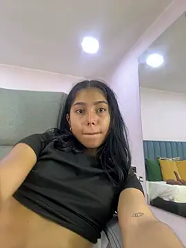 Milaa Star  online show from March 18, 5:43 am