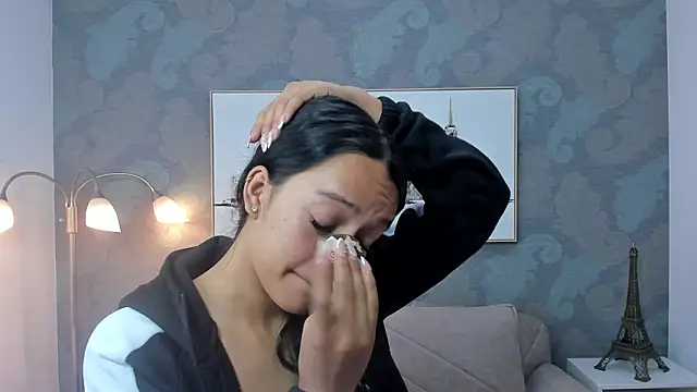 Salome Smitth 1 online show from February 17, 8:15 pm