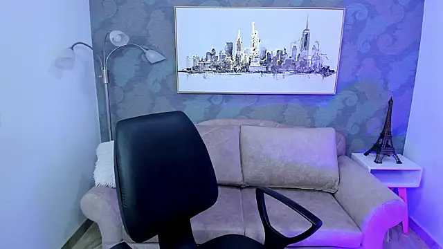 Salome Smitth 1 online show from March 7, 8:39 pm