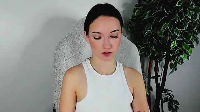 Snapshot of EileenMoores chatting on October 11, 1:09 pm EileenMoores online show from October 11, 1:09 pm