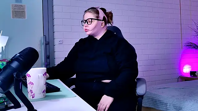 SladaDell online show from February 5, 9:25 am