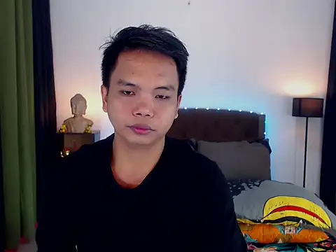 Snapshot of XExtraServiceManX chatting on October 15, 2:11 am XExtraServiceManX online show from October 15, 2:11 am