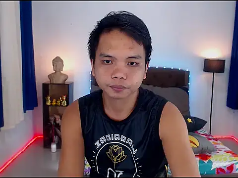 Snapshot of XExtraServiceManX chatting on November 8, 2:12 am XExtraServiceManX online show from November 8, 2:12 am