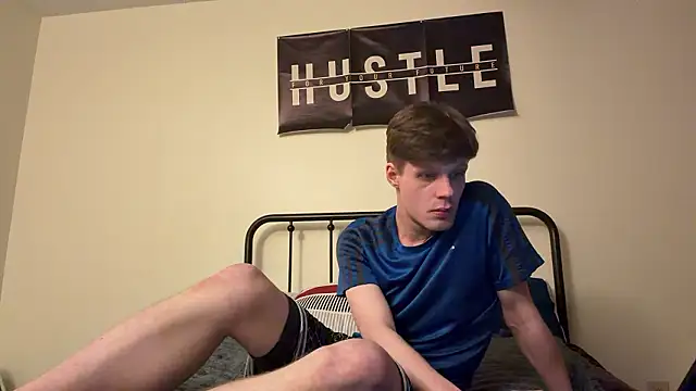 Snapshot of BigIncognitoXXX chatting on February 22, 8:46 am BigIncognitoXXX online show from February 22, 8:46 am