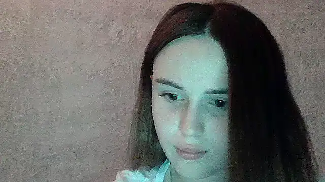 Snapshot of SweetLoraa chatting on June 3, 8:47 pm SweetLoraa online show from June 3, 8:47 pm