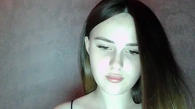 Snapshot of SweetLoraa chatting on July 23, 2:31 am SweetLoraa online show from July 23, 2:31 am