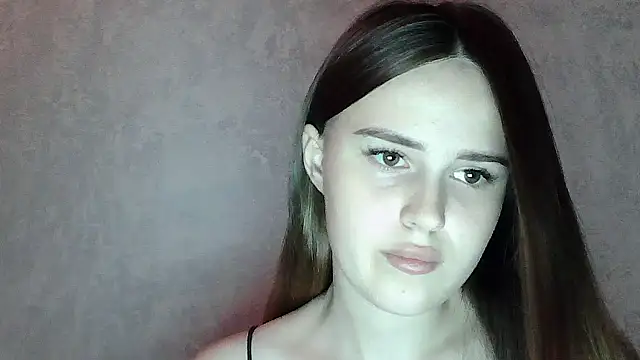 Snapshot of SweetLoraa chatting on July 24, 4:38 pm SweetLoraa online show from July 24, 4:38 pm
