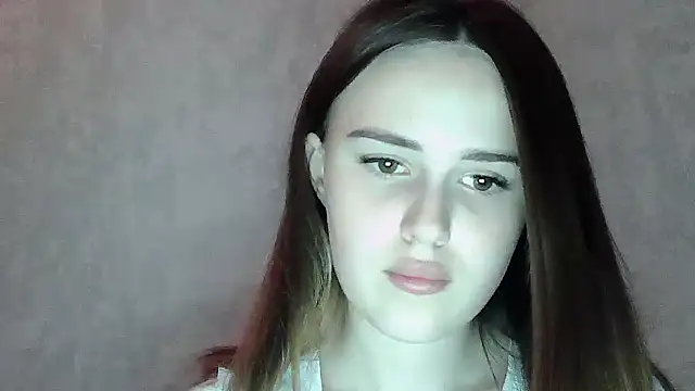 Snapshot of SweetLoraa chatting on July 25, 4:04 pm SweetLoraa online show from July 25, 4:04 pm
