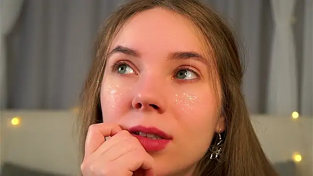 KarriBrownd online show from January 16, 1:09 am