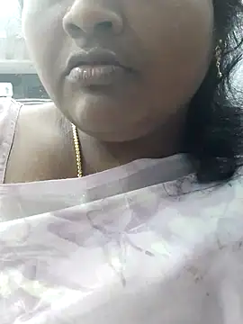 Snapshot of Tamilreethu chatting on October 9, 2:15 pm Tamilreethu online show from October 9, 2:15 pm