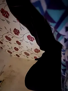 Snapshot of itsCuteTits chatting on November 4, 2:49 pm itsCuteTits online show from November 4, 2:49 pm