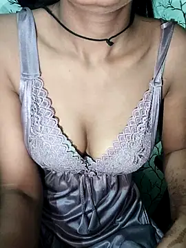 Crystil love-21 online show from April 15, 10:44 am