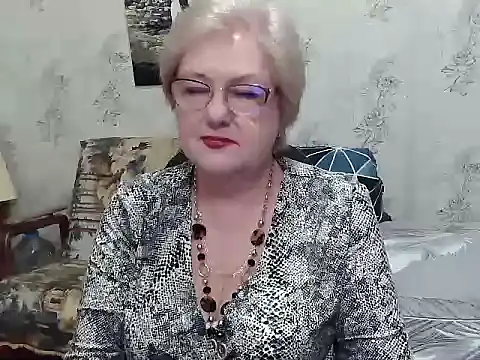 Renata62011 online show from June 16, 11:35 am