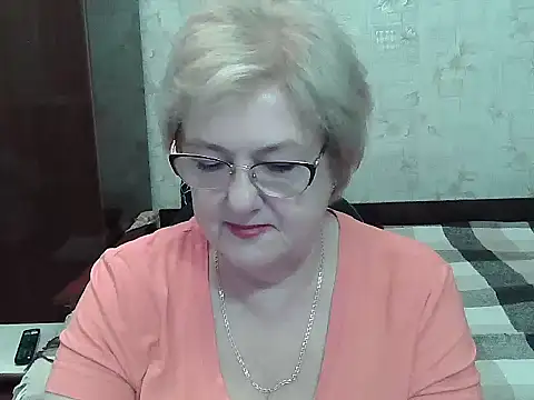 Renata62011 online show from July 17, 12:12 pm