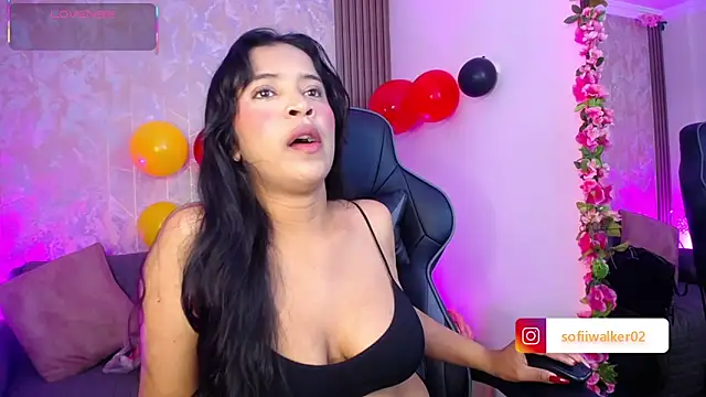 Snapshot of SophiaWalker_1 chatting on September 26, 12:42 pm SophiaWalker 1 online show from September 26, 12:42 pm