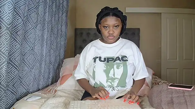 nanababe1 online show from April 4, 8:12 am