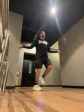 Snapshot of ArturoCardona_ chatting on February 9, 10:52 am ArturoCardona online show from February 9, 10:52 am