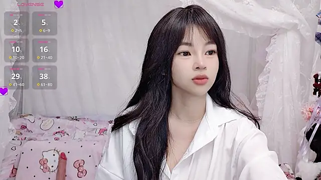 9aunatiis online show from April 6, 8:10 pm