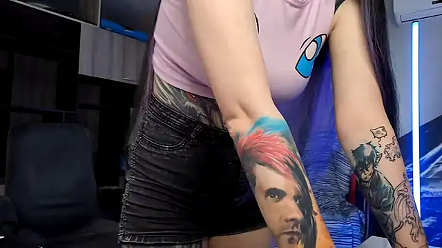 HighelikeGirl online show from September 25, 7:45 am