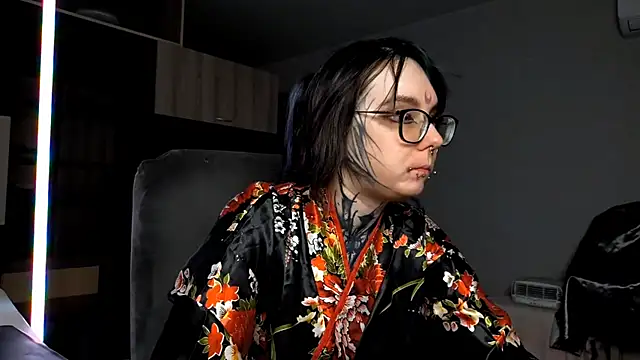 HighelikeGirl online show from October 17, 2:08 pm