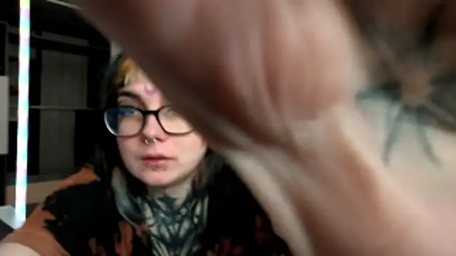 HighelikeGirl online show from November 16, 7:03 am