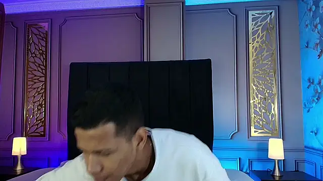 KingStark  online show from September 13, 11:32 am