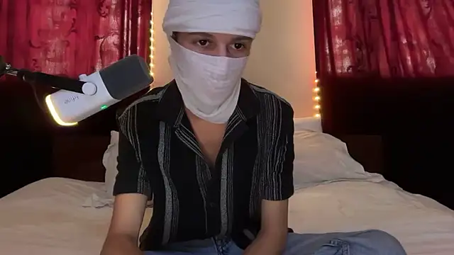 holydirt luxeno1 online show from September 15, 10:37 am