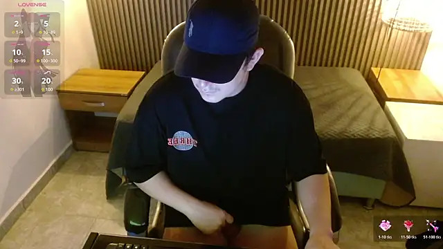 Lancelot 19 online show from October 23, 4:45 am