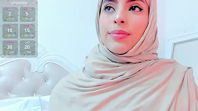 Jasmin hamdan online show from April 7, 7:36 pm