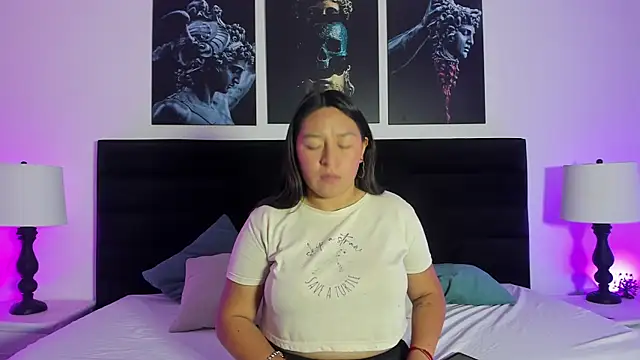 BellaRoux1 online show from September 19, 12:06 pm