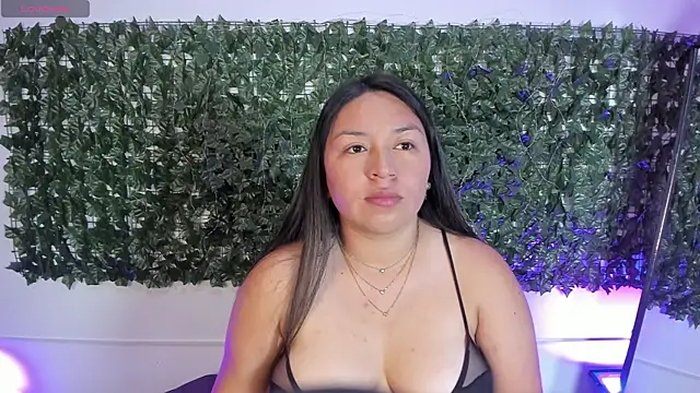 BellaRoux1 online show from January 9, 12:41 pm