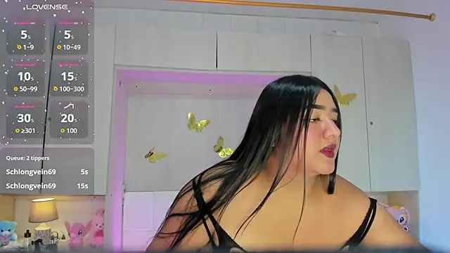 LilyWhitney online show from January 9, 4:04 am