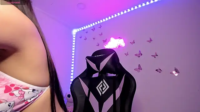 tiffany sofia 1 online show from December 2, 8:59 pm