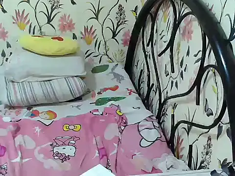 Fantasy Hugetits31 online show from December 16, 6:40 am