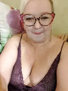 ForgeMeNot51 online show from November 1, 6:04 am