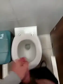 HairypapaK online show from January 13, 6:40 am