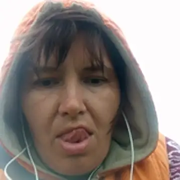 Romashka33011 online show from May 27, 5:48 am