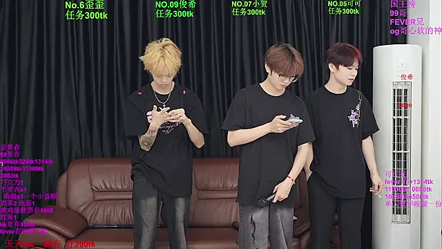 Beautifulboys-777 online show from June 2, 11:45 am