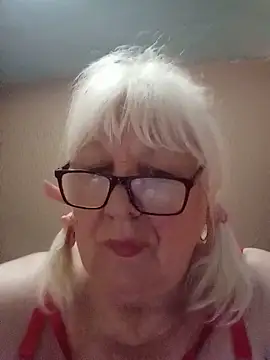 Alexia64231 online show from July 1, 3:08 am